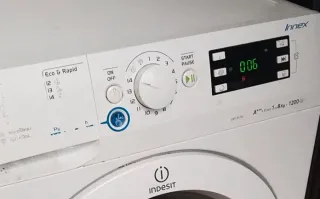 Placa botonera lavadora Indesit