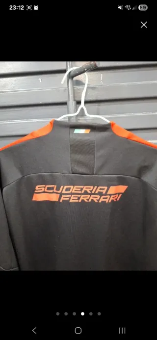 Chaqueta Ferrari Negra y Naranja