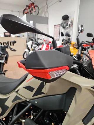 BENELLI BKX 125