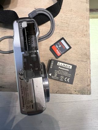 Panasonic Lumix Cámara Digital 16x Zoom