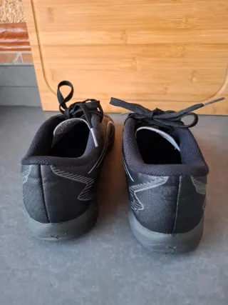 Sneakers da futsal Puma nere per bambini