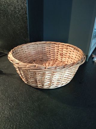 Cesto de mimbre redondo