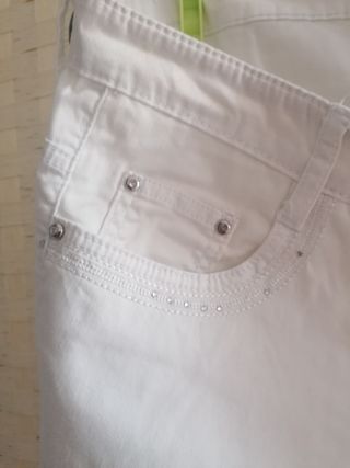Pantalón pirata blanco talla 44