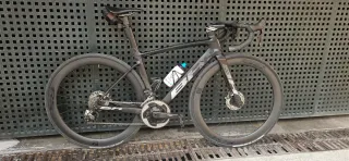 Bicicleta de carretera BH G7 disc electrónico di2