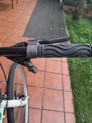 Bicicleta Híbrida Giant Coldrock 26''