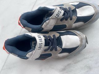 Zapatillas infantiles T 35 Lois Jeans Uso diario
