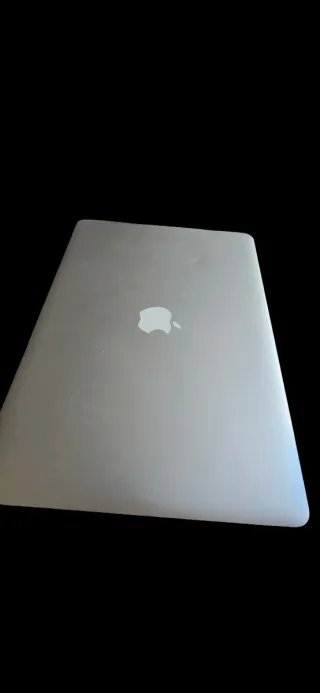 MacBook Pro 15” Retina (2014) i7 / 16GB SSD