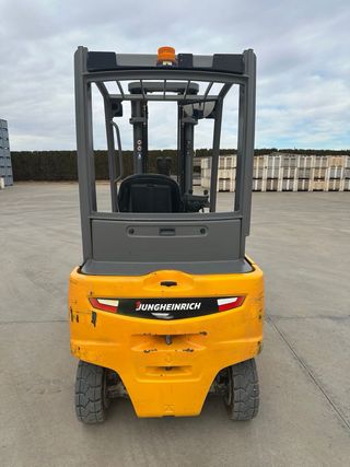 Carretilla elevadora Jungheinrich