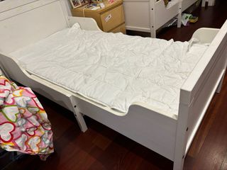 Cama extensible IKEA con colchón