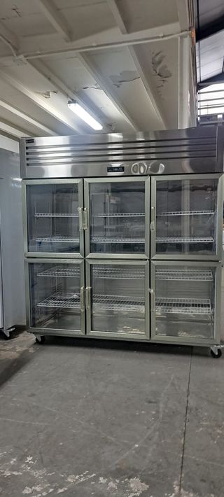 Armarios expositores cristal nuevos