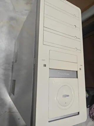 Caja PC Sobremesa TrendSonic