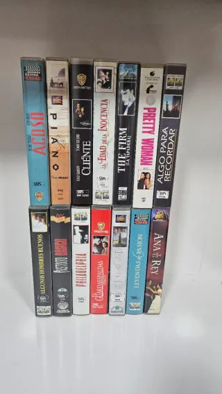 14 Películas VHS Variadas