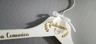 Percha personalizada Primera Comunión