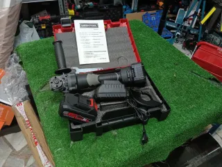 Smerigliatrice 21V con doppia batteria