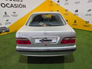 MERCEDES BENZ E240 2.6 170 CV UNICO DUEÑO