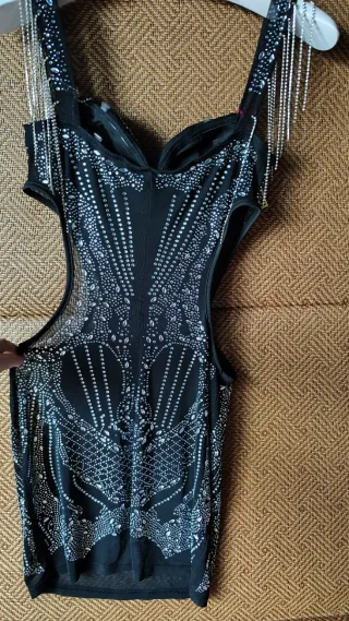 VESTIDO FIESTA PEDRERÍA