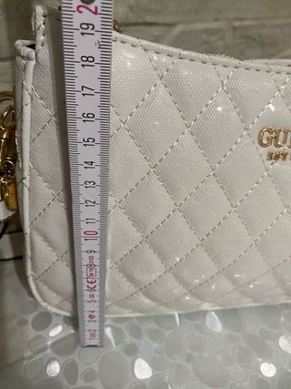 Borsa Guess trapuntata bianca