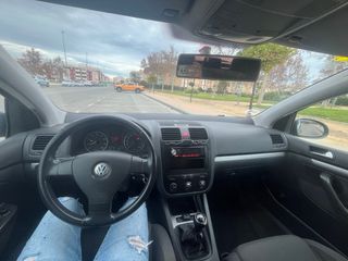 Volkswagen Golf 2004