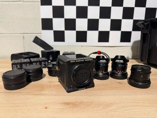 RED KOMODO 6K + Lente LAOWA