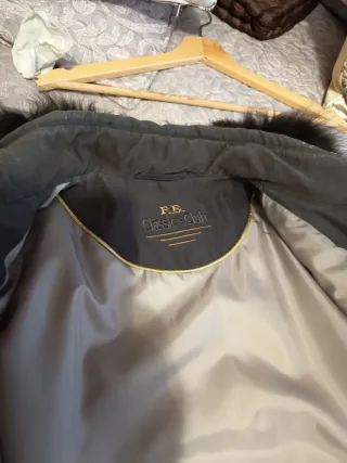 Chaquetón acolchado tres cuartos, de mujer