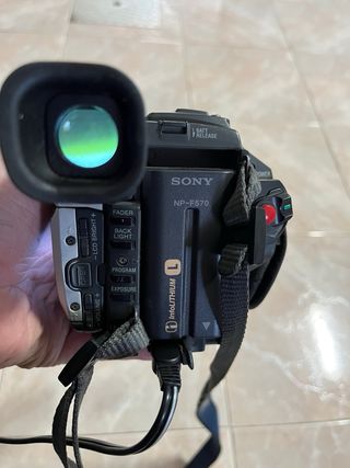 Videocámara Sony Digital 8 100x
