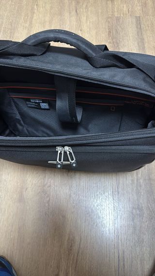 Maletín Samsonite Negro