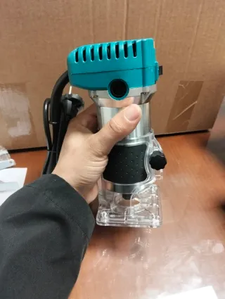 Fresadora de madera compacta