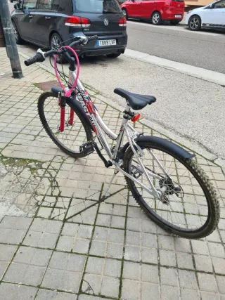 Bicicleta de montaña mujer FAST