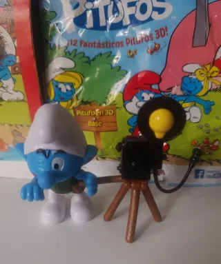 PITUFO FOTÓGRAFO CON SU CÁMARA 2013