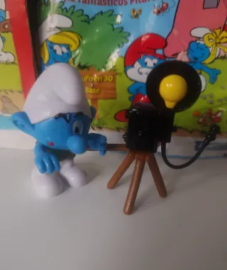 PITUFO FOTÓGRAFO CON SU CÁMARA 2013