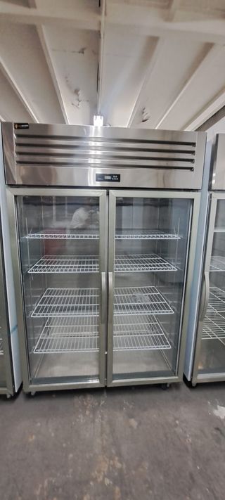 Armario expositor frío estático nuevo