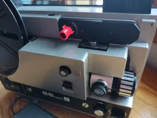 Cámara Super 8 Bauer y proyector