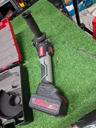 Smerigliatrice angolare 21V 4.0Ah con 2 batterie