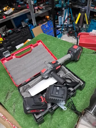 Smerigliatrice angolare 21V 4.0Ah con 2 batterie