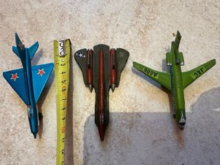 Lotto 3 modellini aerei metallo anni 70