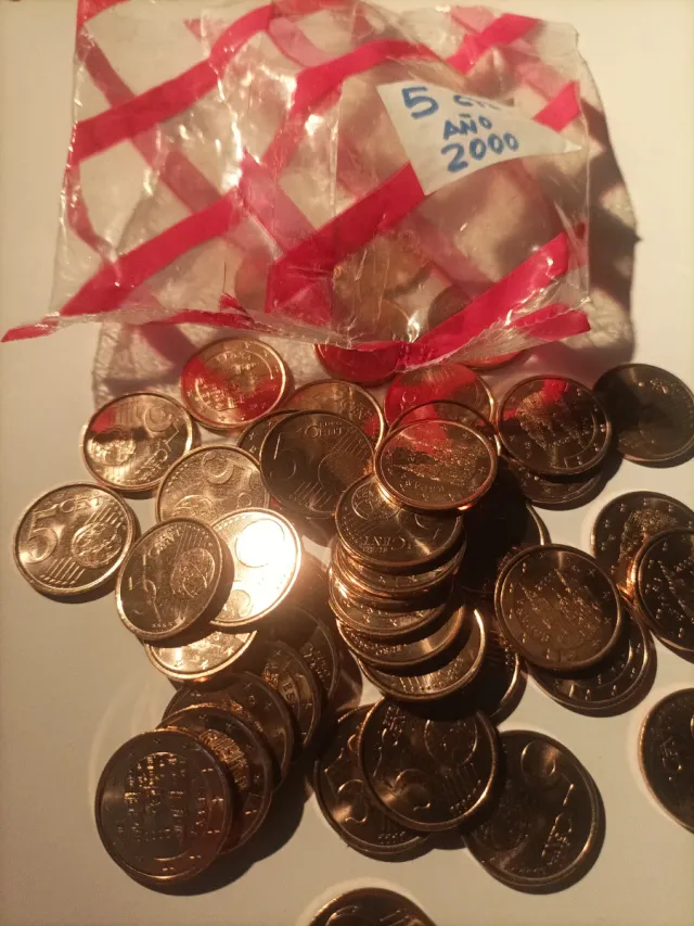 25 Monedas 5 Céntimos Año 2000