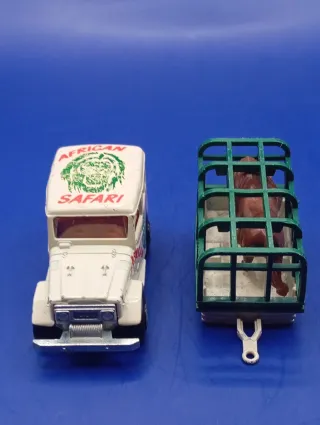 Majorette Safari Land Cruiser con remolque
