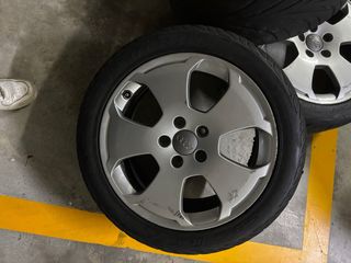 Llantas Audi 17” 5x112 con Semislicks