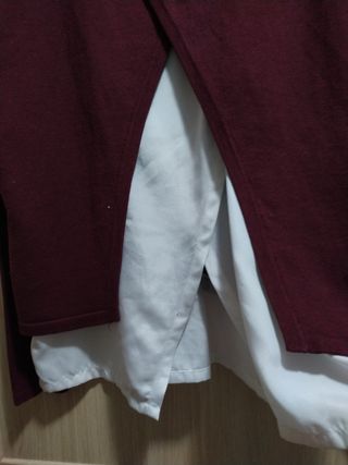 Jersey con camisa blanca