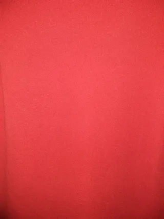 Vestido granate con volantes. Talla M/L