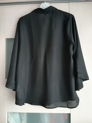 Blusa negra nueva talla XL