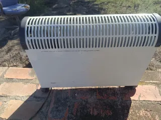 Calefactor eléctrico blanco