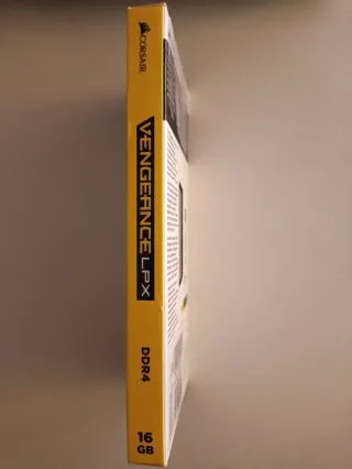 Corsair Vengeance LPX DDR4 1 x 16 Gb (3200MHz)