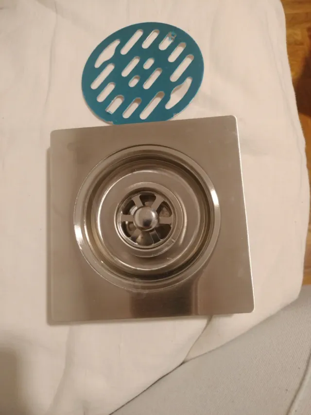 Boquilla de desagüe cuadrada