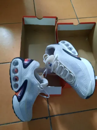 Zapatillas Nike Air Hombre Blancas y Azules