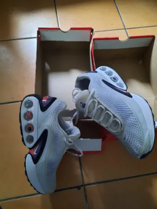 Zapatillas Nike Air Hombre Blancas y Azules