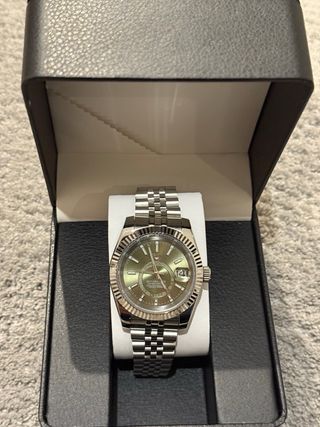 Seiko Sky Dweller Verde Oliva