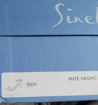 Zapatos de ante negro Sinela talla 37