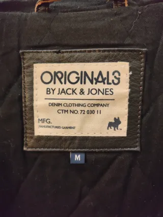 Chaqueta de cuero Jack & Jones con capucha