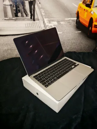 MacBook Air M3 13"